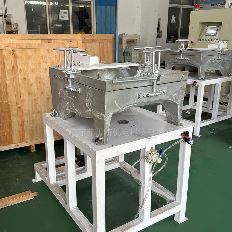 汽車(chē)座椅軟泡發(fā)泡模具